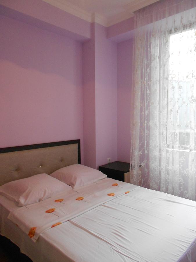 Ucha'S Apartment Batumi Eksteriør bilde