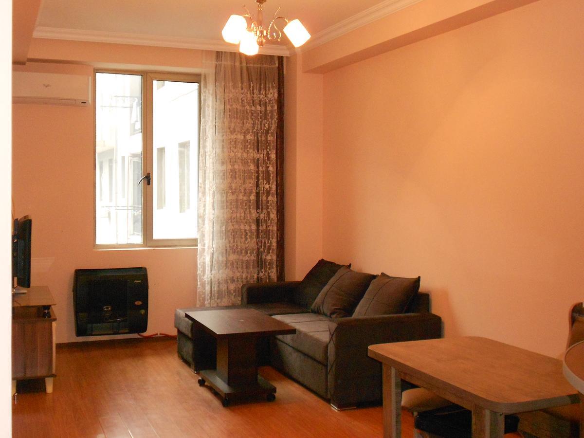Ucha'S Apartment Batumi Eksteriør bilde
